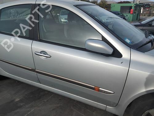Used Right front door RENAULT LAGUNA II (BG0/1_) 1.9 dCi (BG08, BG0G) (120 hp) 32992888