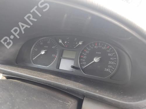 Used Instrument cluster RENAULT LAGUNA II (BG0/1_) 1.9 dCi (BG08, BG0G) (120 hp) 32992898