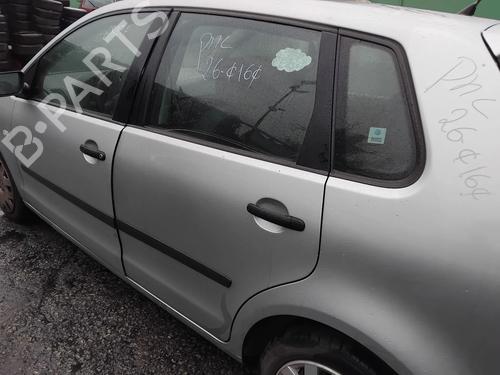 Dør venstre bagtil VW POLO IV (9N_, 9A_) 1.2 12V (64 hp) 33001344
