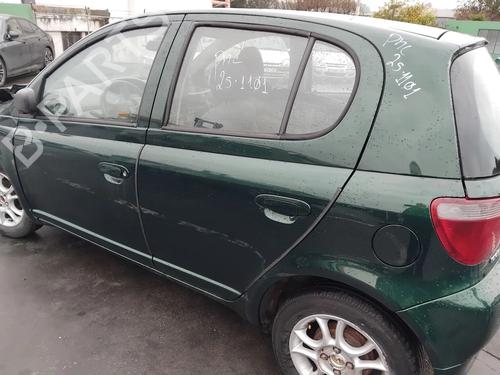 Dør venstre bagtil TOYOTA YARIS (_P1_) 1.3 (NCP10, SCP12_) (86 hp) 33001382