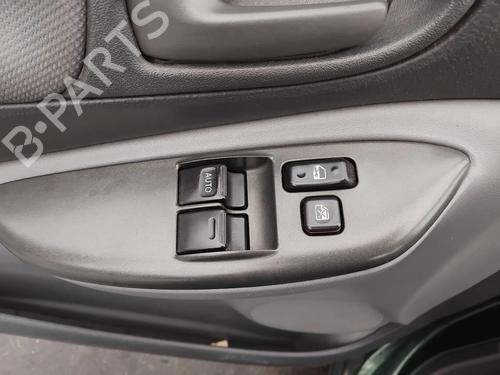 Venstre Foran elrute bryter TOYOTA YARIS (_P1_) 1.3 (NCP10, SCP12_) (86 hp) 33001389