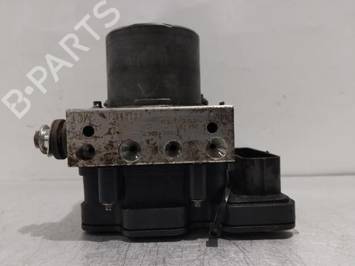 Used ABS pump RENAULT KANGOO Express (FW0/1_) 1.5 dCi 110 (FW06, FW12) (110 hp) 33043515
