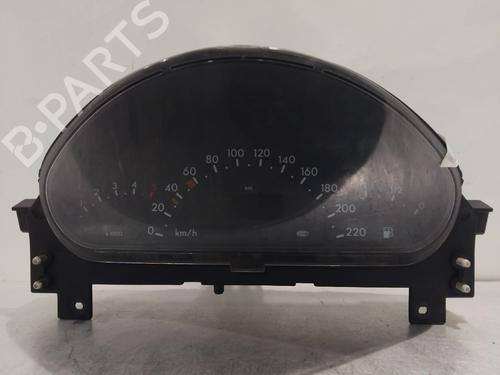 Used Instrument cluster MERCEDES-BENZ A-CLASS (W168) A 170 CDI (168.008) (90 hp) 33162706