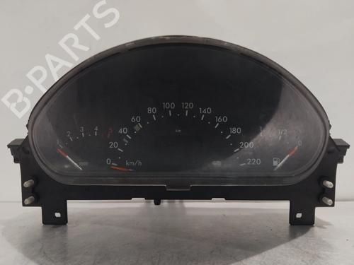 Used Instrument cluster MERCEDES-BENZ A-CLASS (W168) A 170 CDI (168.009, 168.109) (95 hp) 33162705