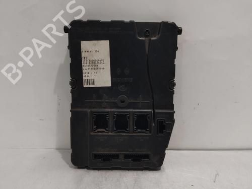 Used Fuse box RENAULT MEGANE II (BM0/1_, CM0/1_) 1.5 dCi (BM0F, BM0T, BM2B, CM0F, CM0T) (82 hp) 33162732