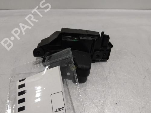 Used Tailgate lock Tailgate lock PEUGEOT 3008 II SUV (MC_, MR_, MJ_, M4_) 1.2 THP/ PureTech 130 (MRHNSM, MRHNSU, MRHNSJ, MRHNYW,... (131 hp) 33210006 33210006