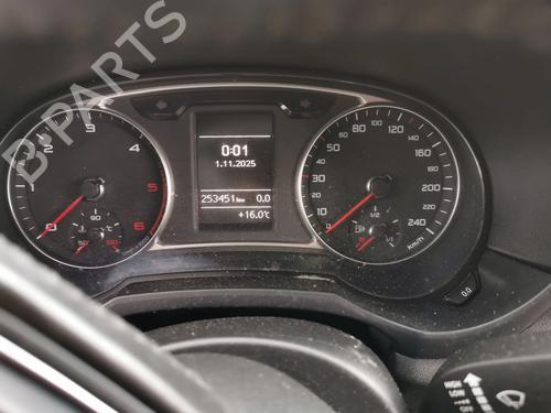 Quadrante AUDI A1 (8X1, 8XK) 1.6 TDI (105 hp) 33164680