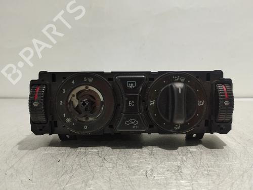 Used Climate control MERCEDES-BENZ C-CLASS (W202) C 250 Turbo-D (202.128) (150 hp) 33174112