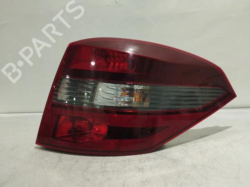Used Right taillight Right taillight RENAULT LAGUNA III Grandtour (KT0/1) 2.0 dCi (KT07, KT0J, KT14, KT1A, KT1S) (131 hp) 23547436 23547436