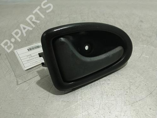 Used Front left interior door handle RENAULT CLIO II (BB_, CB_) 1.5 dCi (B/CB3M) (64 hp) 33205122