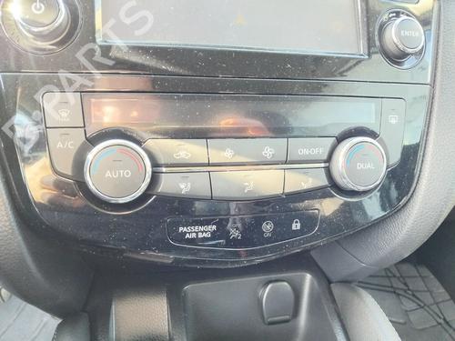 climate-control-nissan-qashqai-ii-j11-j11_-2013-33295506 main image