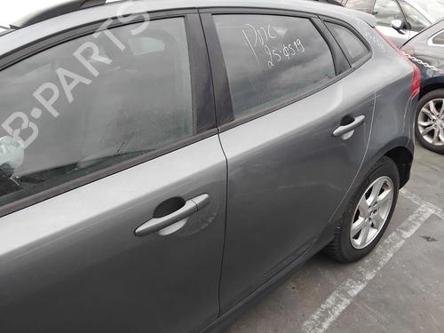 Used Left rear door Left rear door VOLVO V40 Hatchback (525) D2 (120 hp) 33305434 33305434