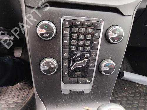 Used Climate control Climate control VOLVO V40 Hatchback (525) D2 (120 hp) 33305441 33305441