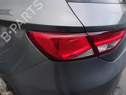 Used Left taillight Left taillight SEAT LEON (5F1) 1.2 TSI (105 hp) 33305608 33305608