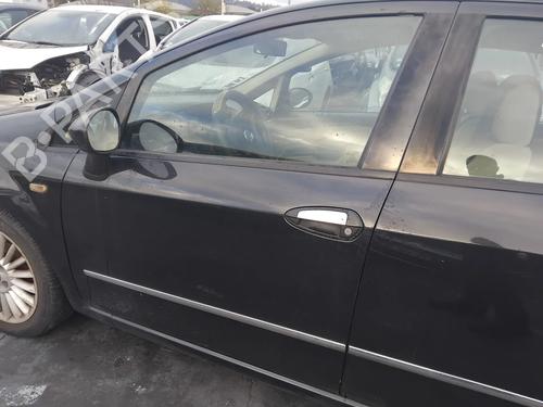 Used Left front door Left front door FIAT LINEA (323_, 110_) 1.3 D Multijet (323AXB11, 323AXB1A) (90 hp) 33305683 33305683
