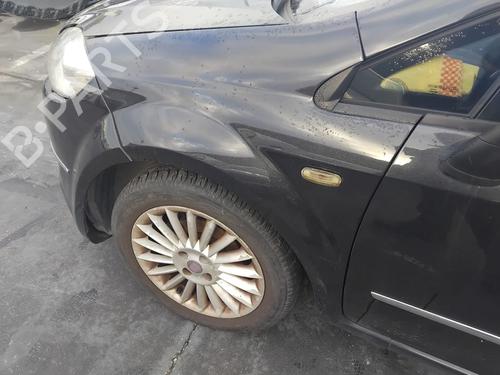 Used Left front fenders Left front fenders FIAT LINEA (323_, 110_) 1.3 D Multijet (323AXB11, 323AXB1A) (90 hp) 33305687 33305687