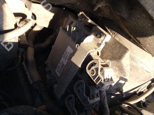 Centralina motore Centralina motore RENAULT CLIO III Hatchback Van (SB_, SR_) 1.2 (SR0J) (75 hp) 33329442 33329442