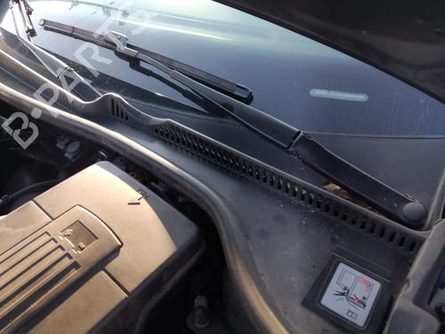 Used Front wiper motor Front wiper motor VW GOLF VI (5K1) 1.6 TDI (105 hp) 33337228 33337228