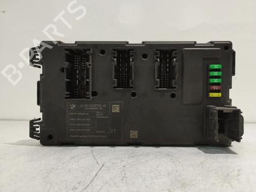Used Engine control unit (ECU) Engine control unit (ECU) BMW 3 Touring (F31) 318 d (143 hp) 33461765 33461765