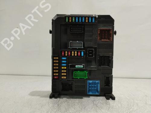 Used Fuse box Fuse box PEUGEOT 208 I (CA_, CC_) 1.2 PureTech 82 (82 hp) 33747945 33747945