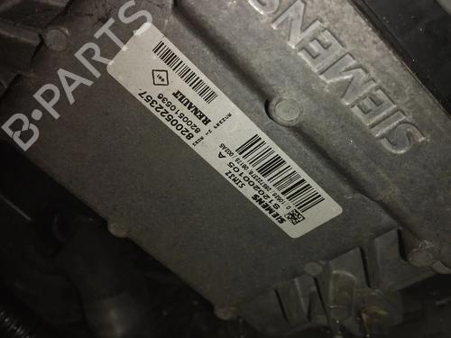 Used Engine control unit (ECU) Engine control unit (ECU) RENAULT CLIO III (BR0/1, CR0/1) 1.2 16V (BR02, BR0J, BR11, CR02, CR0J, CR11) (75 hp) 33555027 33555027