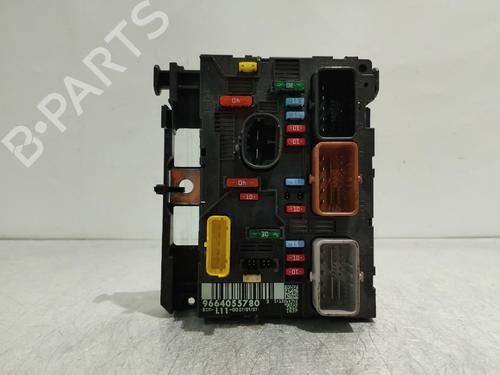 Used Fuse box Fuse box PEUGEOT 207 Hatchback Van (WA_, WC_) 1.6 HDi (90 hp) 33605057 33605057