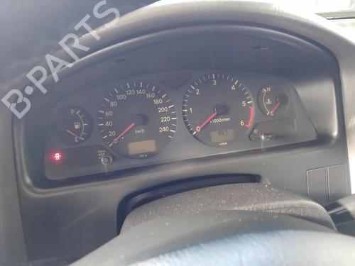Used Instrument cluster Instrument cluster TOYOTA AVENSIS (_T22_) 2.0 TD (CT220_, CT220R) (90 hp) 33611671 33611671