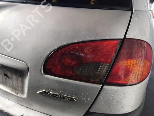 Used Right tailgate light Right tailgate light TOYOTA AVENSIS (_T22_) 2.0 TD (CT220_, CT220R) (90 hp) 33611673 33611673