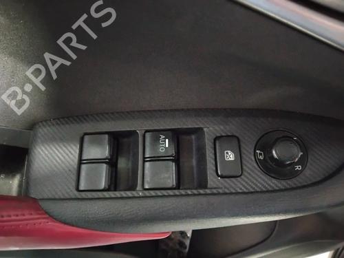 Used Left front window switch Left front window switch MAZDA CX-3 (DK) 1.5 SKYACTIV-D (DK2WS, DK5FW) (105 hp) 33627096 33627096