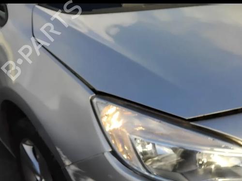 Used Right front fenders Right front fenders OPEL ASTRA J (P10) 1.4 (68) (100 hp) 33629157 33629157