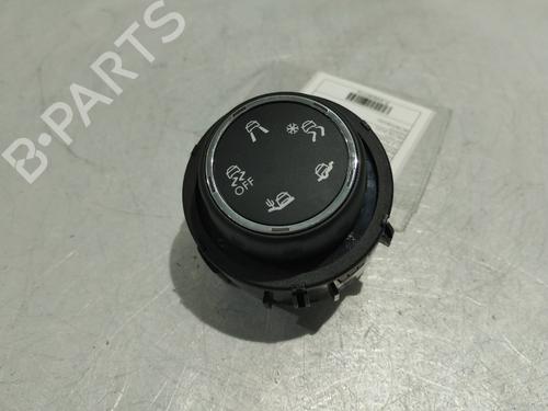 Used Switch Switch CITROËN C3 AIRCROSS II (2R_, 2C_) 1.2 PureTech 110 (2RHNZB, 2RHNZW, 2RHNPX, 2RHNPJ) (110 hp) 33655758 33655758