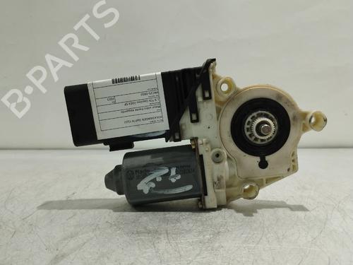 Used Left front window motor Left front window motor VW GOLF IV (1J1) 1.9 TDI (101 hp) 33706241 33706241