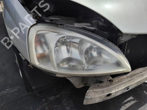 Højre forlygte Højre forlygte OPEL CORSA C (X01) 1.0 (F08, F68) (58 hp) 33888362 33888362