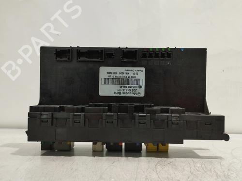 Used Fuse box Fuse box MERCEDES-BENZ C-CLASS T-Model (S203) C 220 CDI (203.208) (150 hp) 33907182 33907182