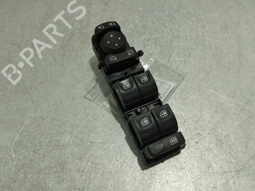 Used Left front window switch Left front window switch RENAULT GRAND SCÉNIC III (JZ0/1_) 1.6 dCi (JZ00, JZ12) (130 hp) 33917008 33917008