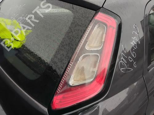 Højre baglygte Højre baglygte FIAT PUNTO (199_) 1.3 D Multijet (84 hp) 33917377 33917377