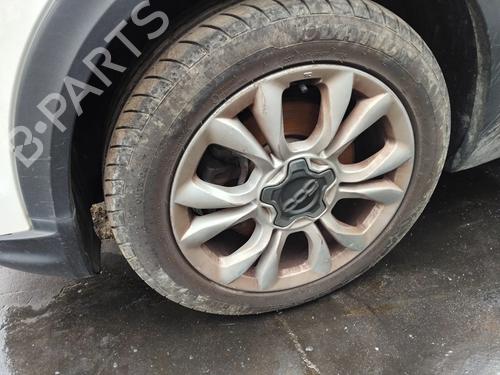 other-fiat-500x-334_-2014-33937244 main image