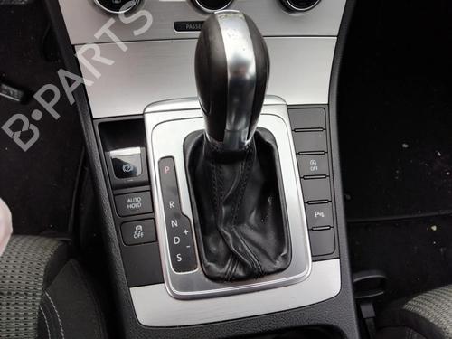 Used Gear lever Gear lever VW PASSAT CC B6 (357) 2.0 TDI (140 hp) 33943495 33943495