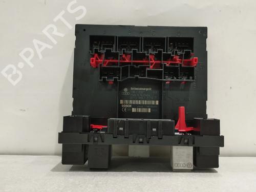 fuse-box-audi-a3-8p1-2003-2004-2005-2006-2007-2008-2009-2010-2011-2012-2013-33995641 main image