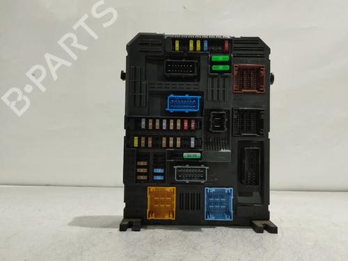 Used Fuse box Fuse box CITROËN C3 III (SX) 1.2 VTi 82 LPG (82 hp) 34165684 34165684