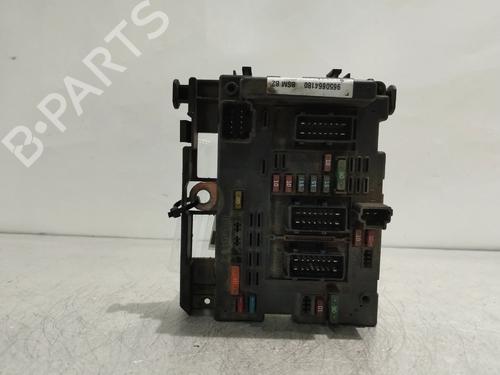 Caixa de fusíveis Caixa de fusíveis PEUGEOT 307 (3A/C) 1.4 HDi (68 hp) 34116863 34116863