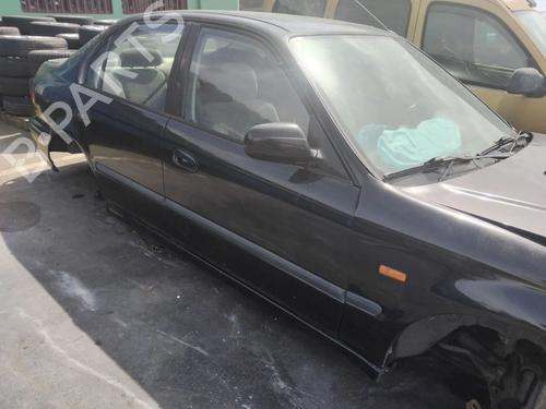 Porta frente direita Porta frente direita HONDA CIVIC VI Hatchback (EJ, EK) 1.5 i (EK3) (114 hp) 34117397 34117397