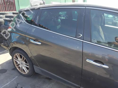 Dør højre bagtil Dør højre bagtil LANCIA DELTA III (844_) 1.6 D Multijet (844.AXC11, 844.AXC1A) (120 hp) 34117469 34117469