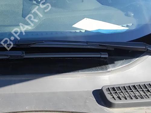 Used Front wiper motor Front wiper motor FORD KUGA II (DM2) 2.0 TDCi (150 hp) 34117576 34117576