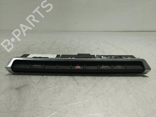 Advarselsbryter Advarselsbryter AUDI Q2 (GAB, GAG) 30 TFSI (116 hp) 34278427 34278427