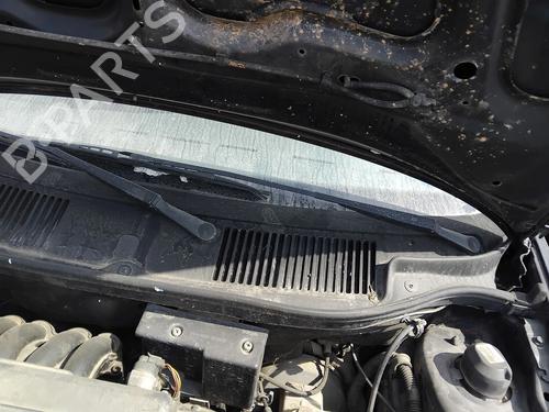 Motor limpa vidros frontal Motor limpa vidros frontal FIAT PUNTO (176_) 1.2 16V (86 hp) 34368374 34368374