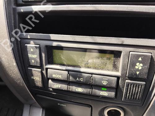 Used Climate control Climate control HYUNDAI TUCSON (JM) 2.7 All-wheel Drive (175 hp) 34368419 34368419