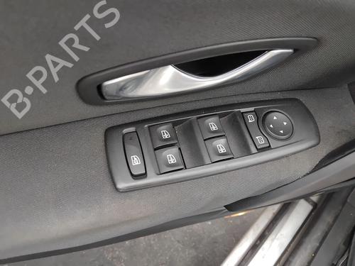 left-front-window-switch-renault-megane-iii-hatchback-bz01_-b3_-2008-34370586 main image