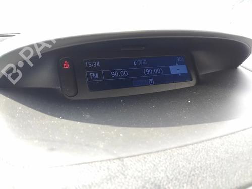 display-monitor-renault-megane-iii-hatchback-bz01_-b3_-2008-34370590 main image