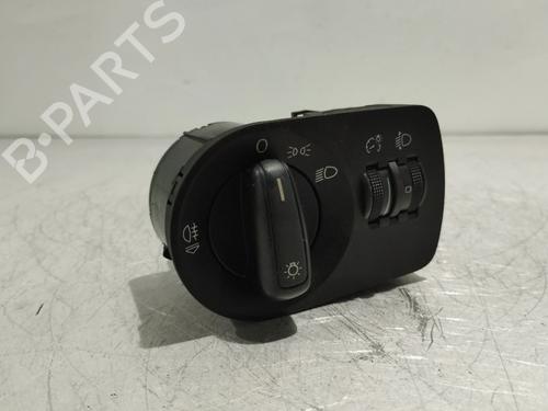 Commande de phare Commande de phare AUDI A1 (8X1, 8XK) 1.6 TDI (90 hp) 34368399 34368399
